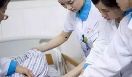 护士上班吃瓜,甜蜜吃瓜时光