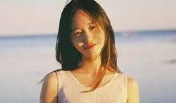 蓝色吃瓜头像女生,笑谈人生百态