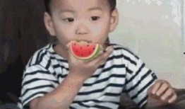 美女吃瓜表情包,美女吃瓜表情包，解锁欢乐新姿势