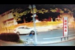 监控下吃瓜视频