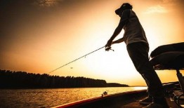 吃瓜狂飙路亚,揭秘路亚钓法的魅力与技巧