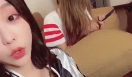 请闺蜜吃瓜,共享甜蜜吃瓜时光