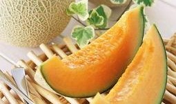 哈密瓜切开是生瓜怎么吃,探索生瓜的独特食法